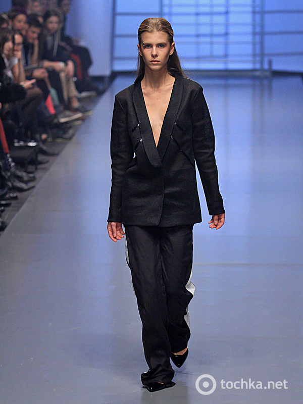 Показ ANTON BELINSKIY