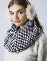 Небанальні аксесуари на зиму