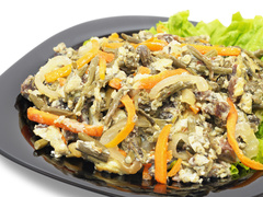 Салат з омлетом