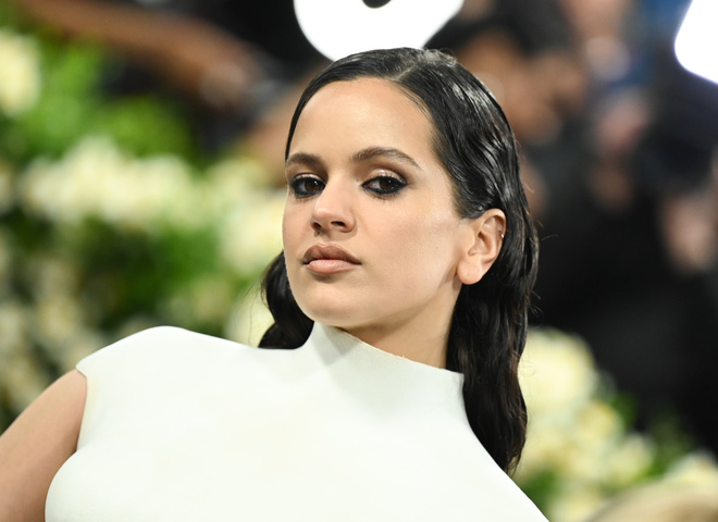 Rosalía заспівала українською у треку з нового альбому