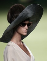 шляпы на Cibeles Madrid Fashion Week 