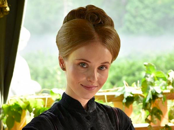 "Крепостная": Анна Сагайдачная в роли Натали Дорошенко