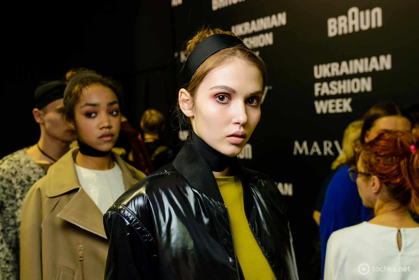 Backstage первого дня UFW FW 19-20