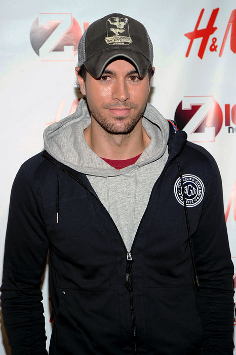 Анна Курнікова та Енріке Іглесіас