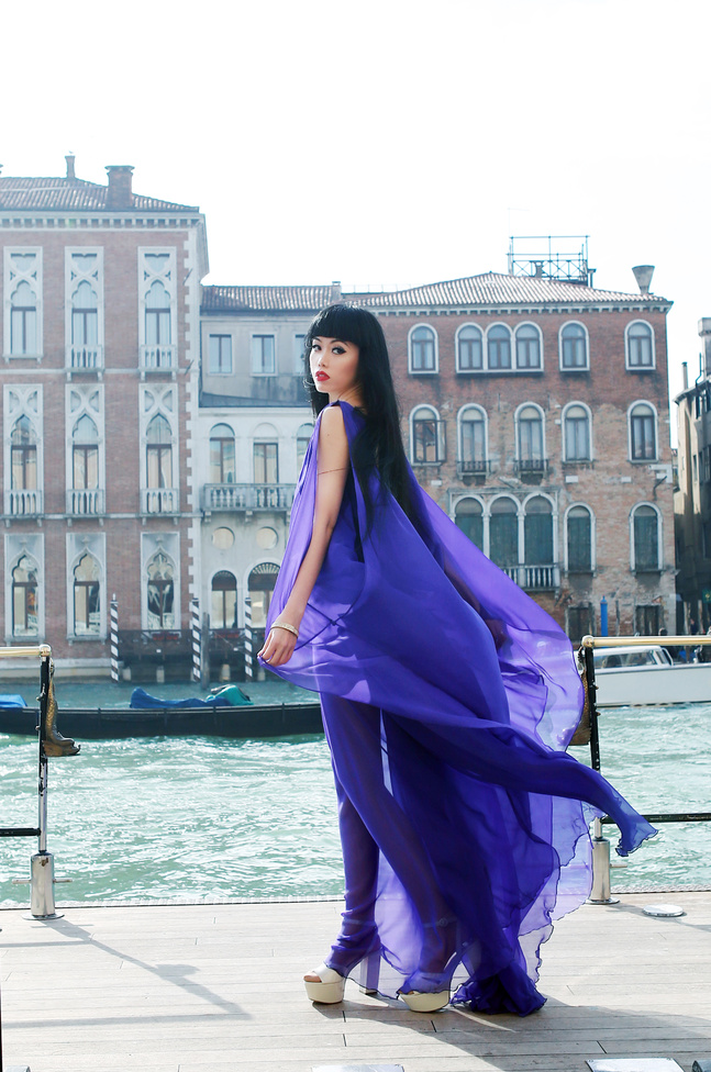 Супермодель Джессіка Мінь Ань готується представити нове шоу