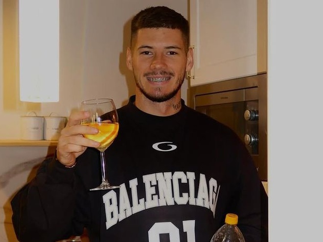 «Втікач» Волошин поскаржився, що його віллу на Балі за 370 тисяч доларів затопило