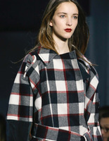 Бьюти-образ моделей с показа 3.1 Phillip Lim