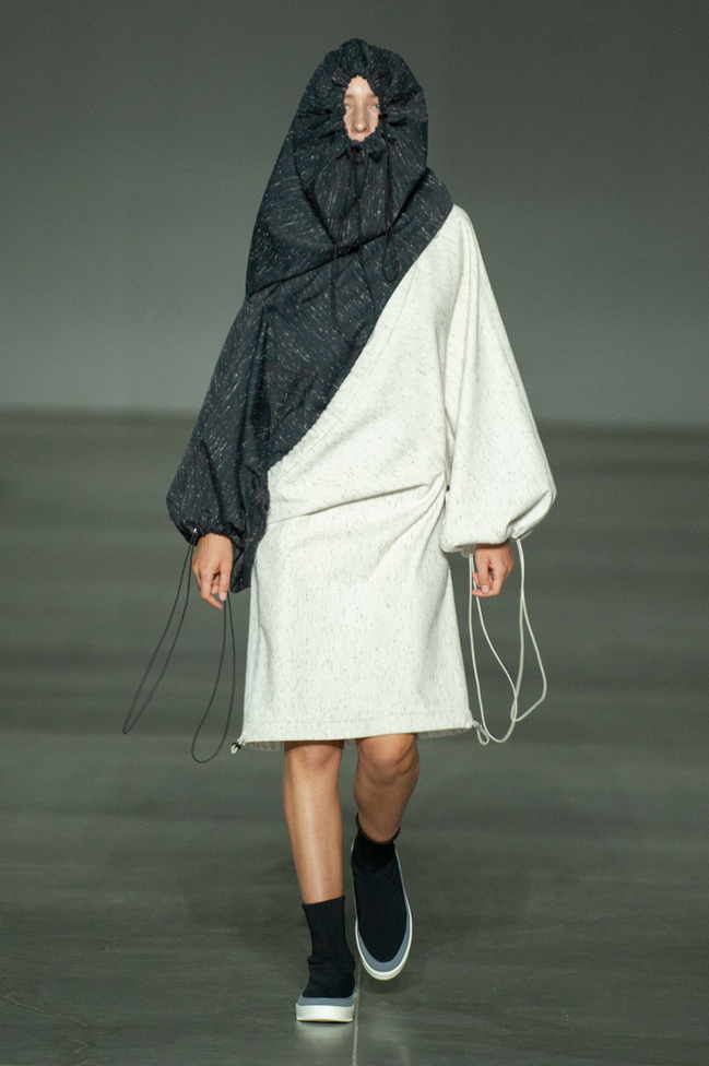 Показ DZHUS на Ukrainian Fashion Week noseason sept 2021