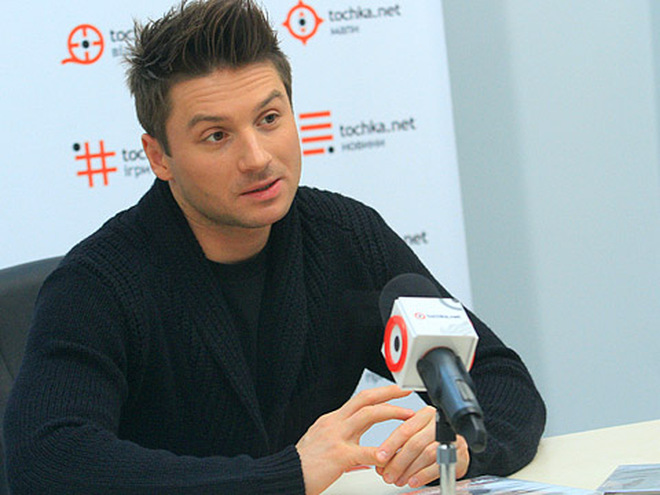 Сергей Лазарев