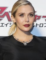 Элизабет Олсен на премьере "Мстители: Эра Альтрона" в Токио Элизабет Олсен на премьере "Мстители: Эра Альтрона" в Токио