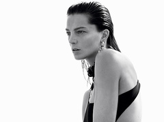 Тренд літа: графічний купальник