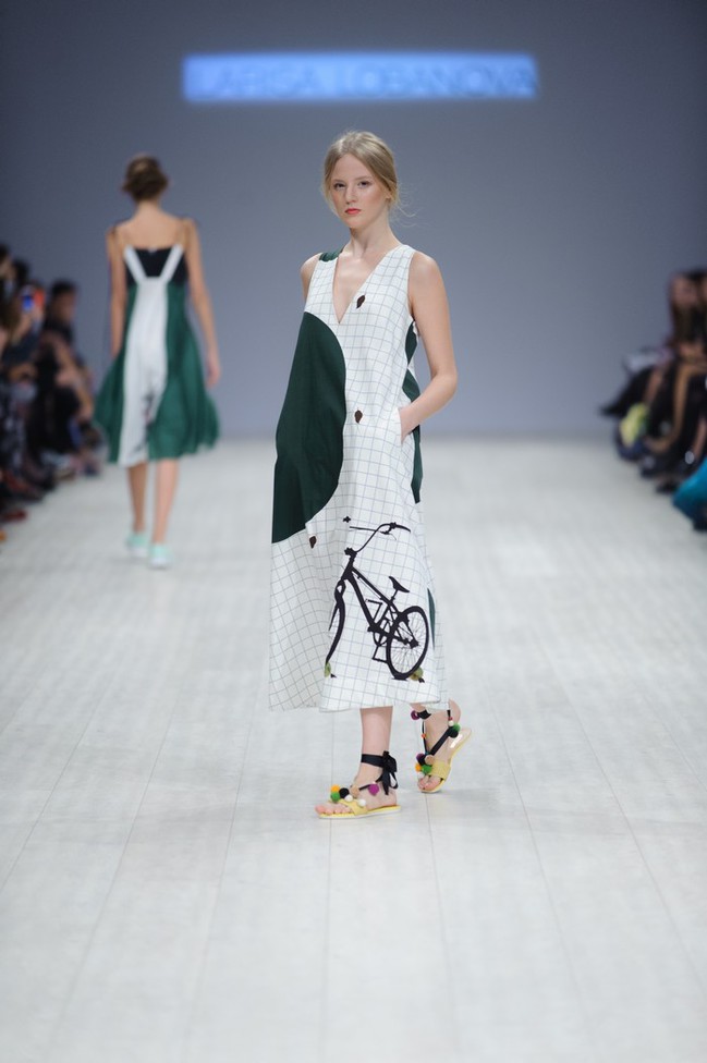 LARISA LOBANOVA ss 2016