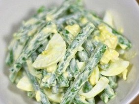 Салат из зеленой фасоли с яйцами Салат из зеленой фасоли с яйцами