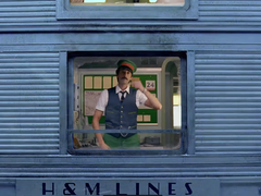 Режиссер "Отеля Гранд Будапешт" снял рождественский фильм для H&M