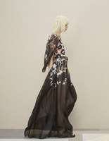 Элегантный комфорт в новом лукбуке Elie Saab