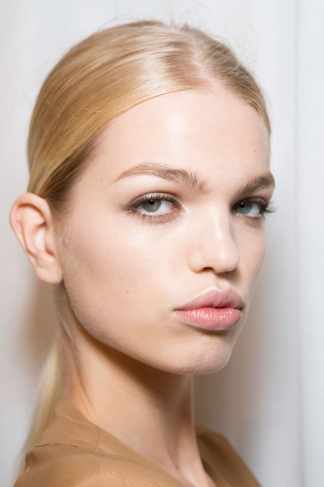 Коричневые тени