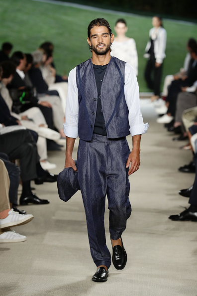 Giorgio Armani весна-лето 2022