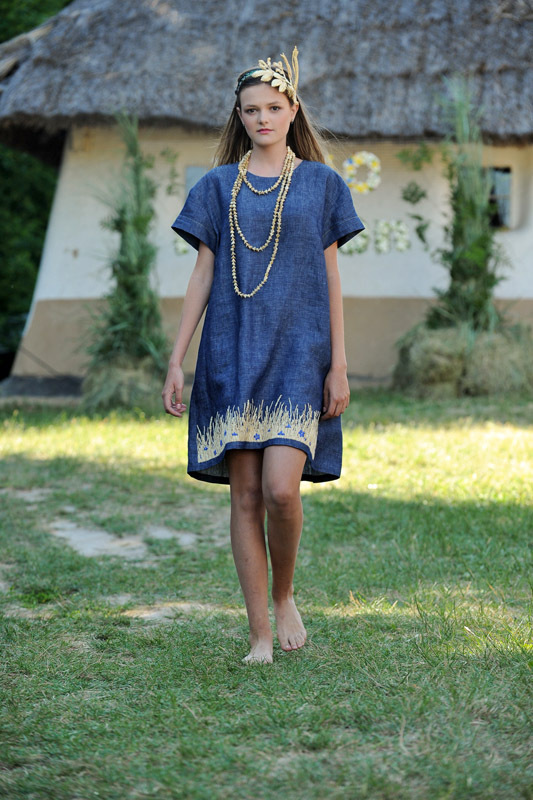 Коллекции Этно-fashion на фестивале «Країна Мрій»: SVITLO