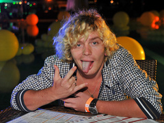 Саша Кривошапко показав свою квартиру