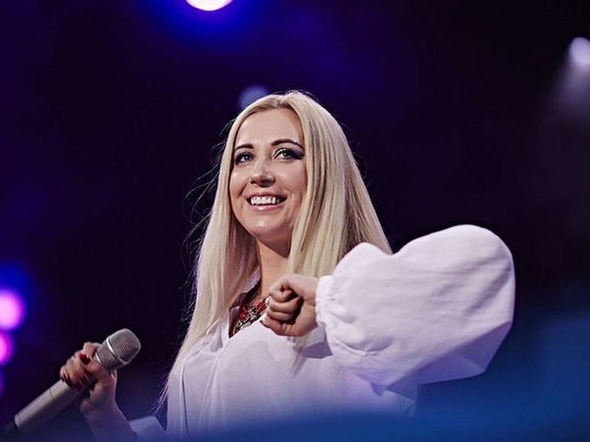 «Мої»: Тоня Матвієнко запостила рідкісний кадр із обома дочками