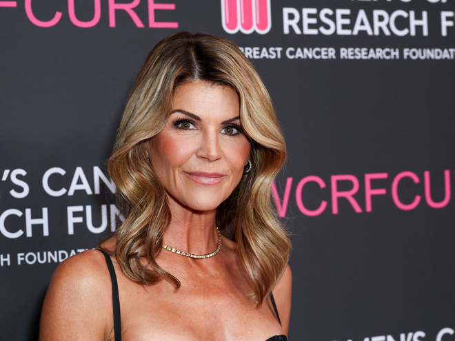 Зірка серіалу «90210: Нове покоління» Лорі Локлін розійшлася з чоловіком після 28 років шлюбу