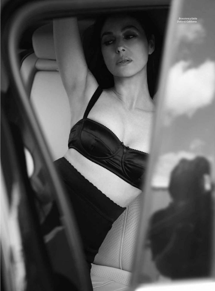 Моніка Белуччі