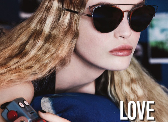 Студенческая романтика в рекламной кампании Love Moschino