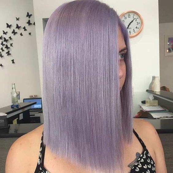Лавандовый цвет волос главный hair-тренд весны 2022