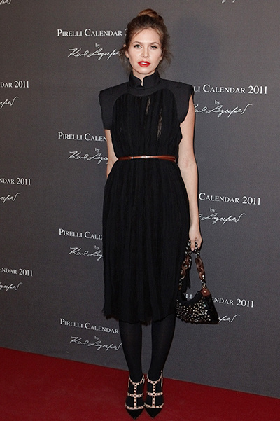 Даше Жуковой - 34! Лучшие образы именинницы