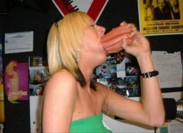 Всё нормально, я - блондинка!