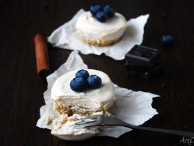 Творожные мини запеканки с бананом Творожные мини запеканки с бананом