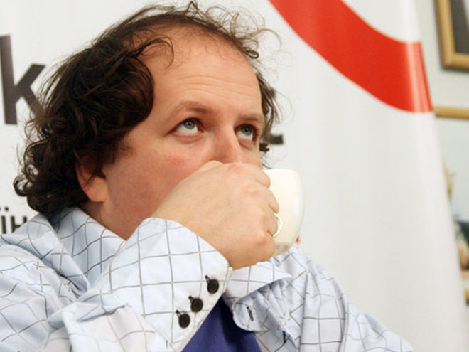 группа Тик, Виктор Бронюк