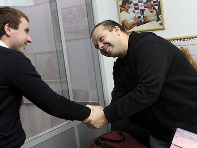 Денис Олейников