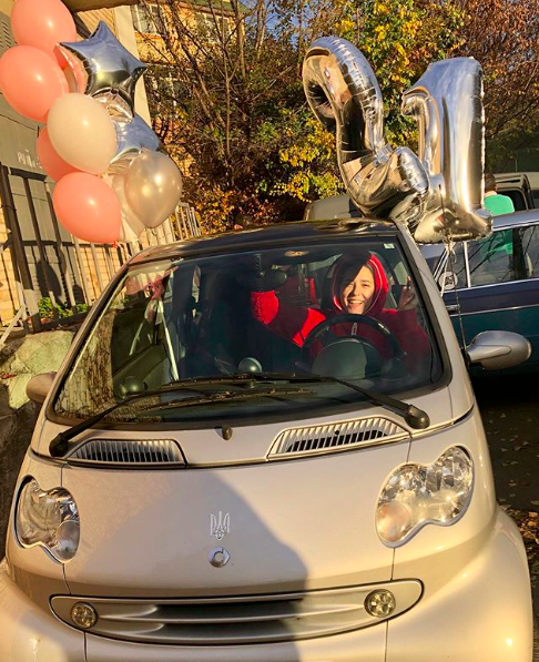 Тоня Матвієнко подарувала доньці автомобіль