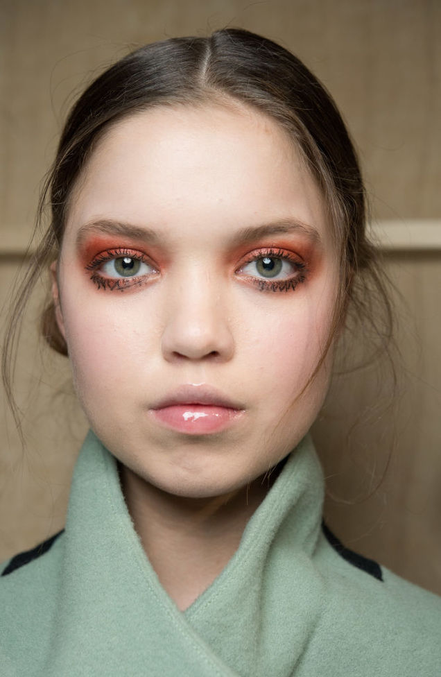 Повседневный макияж: пастельные тени