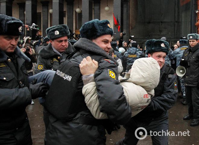 Полиция Москвы задержала оппозиционеров