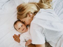 Даша Квіткова з сином Левом