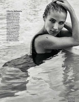 Ельза Патакі для ELLE / Spain