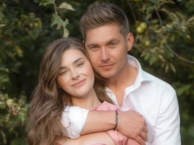 Сторінку Остапчука зламали та опублікували фейкову заяву про розлучення