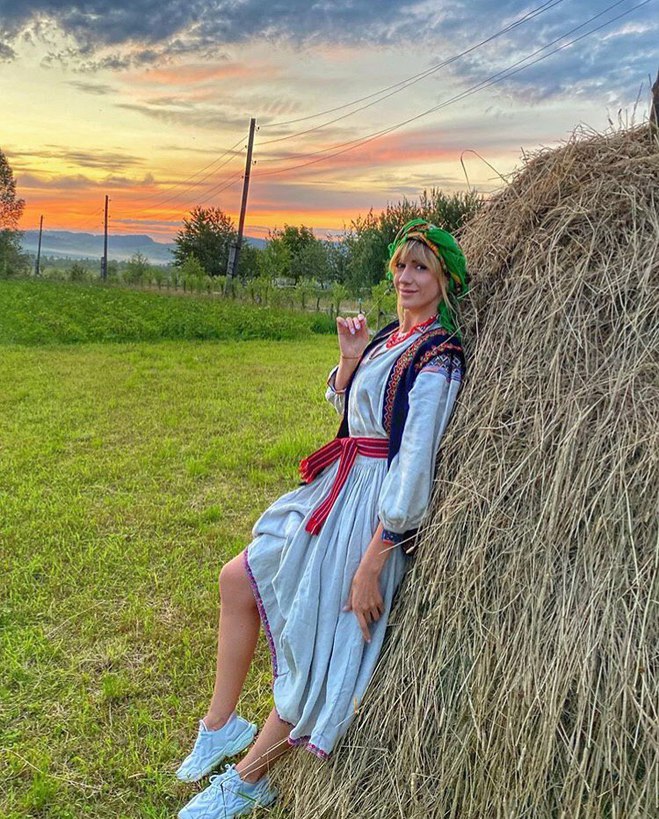 Леся Нікітюк