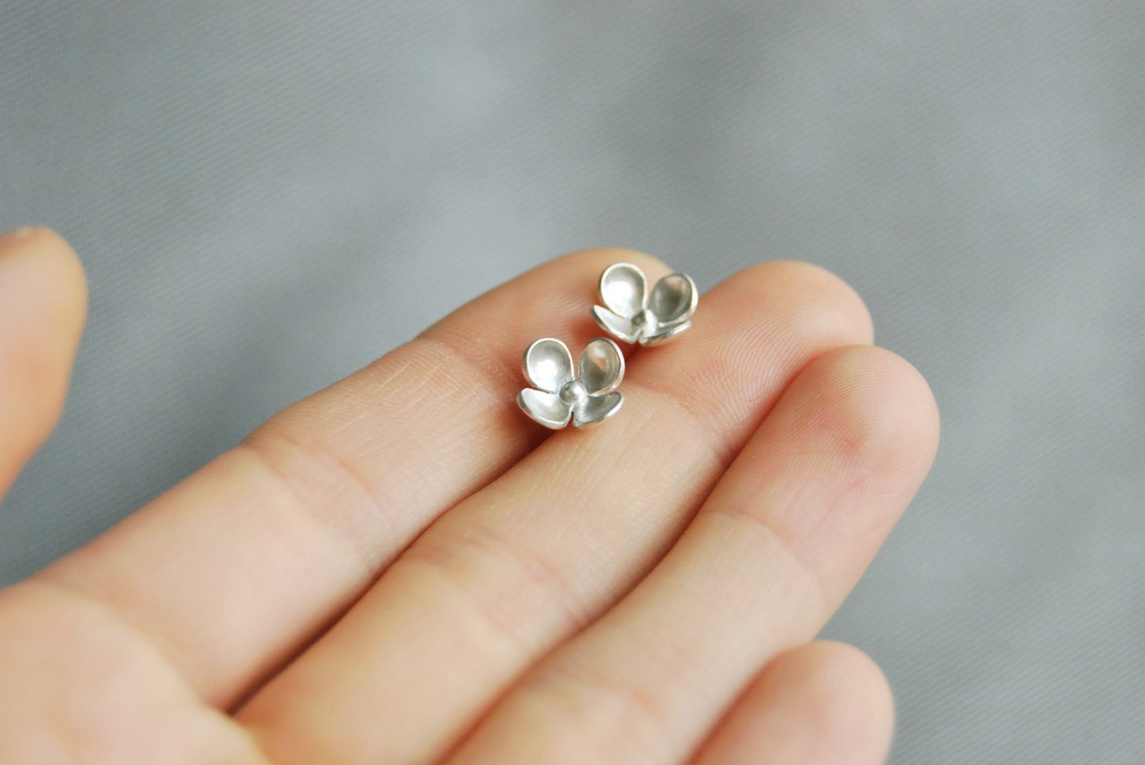 Новогодние аксессуары 2017: серьги