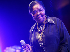 Сезария Эвора