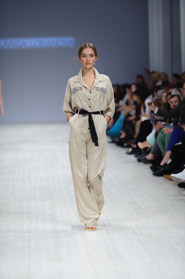 LARISA LOBANOVA ss 2016
