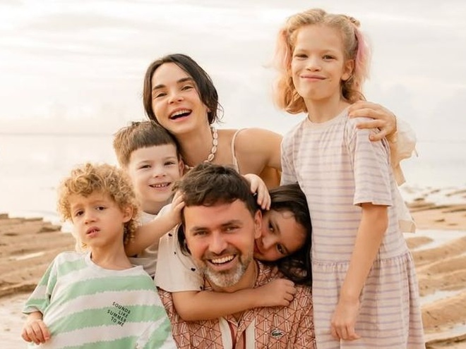 Інна Мірошниченко втратила прийомного сина в аеропорту після відпочинку на Балі