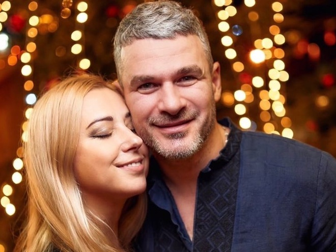 Тоня Матвієнко показала кумедне фото з весілля у день народження чоловіка