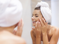 Як змивати макіяж