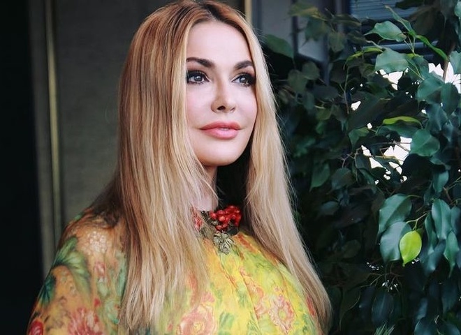 Ольга Сумська пояснила, чому не закриває збитковий бізнес під час війни