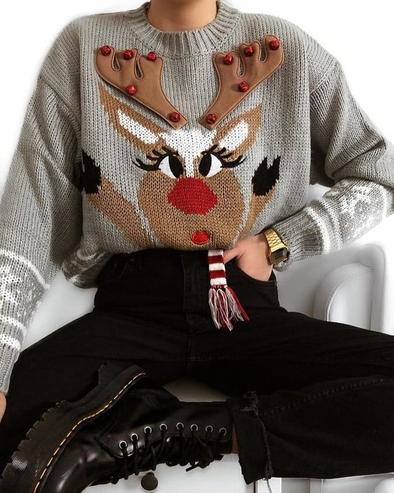 Потворний різдвяний светр
