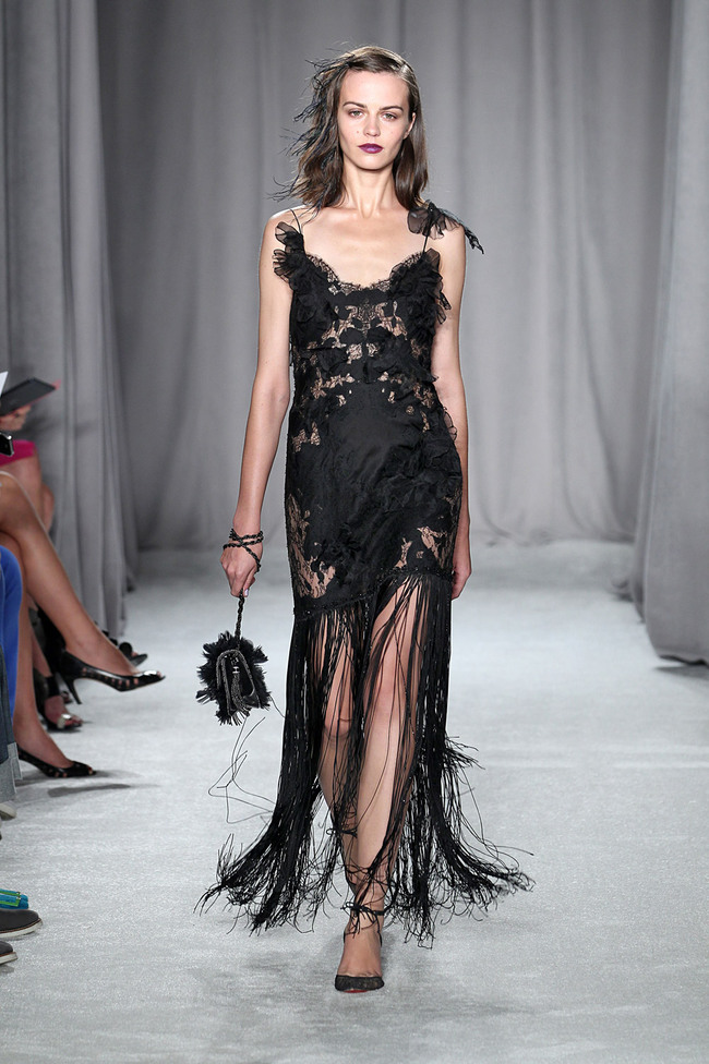 Вечерние платья