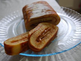 Рулет со сгущенкой Рулет со сгущенкой